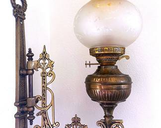 Antique English wall mounted oil lamp