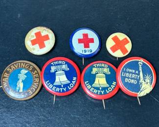 Antique WWI pin back buttons