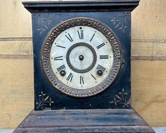 Antique Mantle Clock