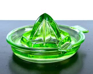 Uranium glass juicer