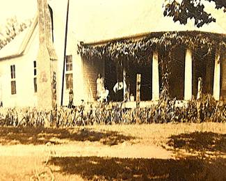 The old home place in 1940 (This photo will not be in the sale and is only shown here for reference)