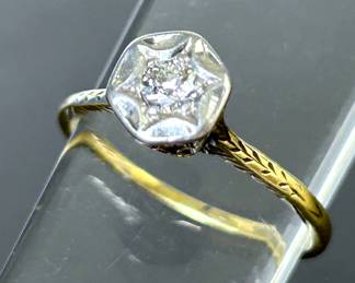 Old 0.19 ct diamond ring
