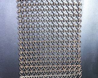 Antique iron heart links door mat
