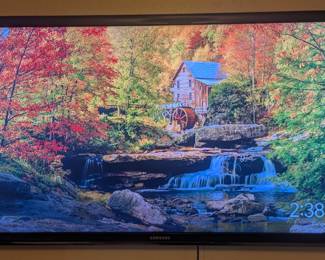 Samsung 55" TV with wall mount
$100
Model code: UN55C7000WFXZA