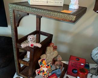 UNIQUE CHAIRSIDE TABLE