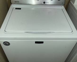GREAT MAYTAG COMMERCIAL WASHER