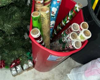 CHRISTMAS PAPER