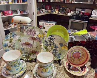 SOME OF THE BEAUTIFUL KITCHENWARE HERE!