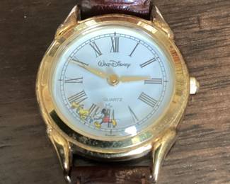 Disney Chasing Goofy watch