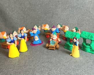 Disney's Snow White colletible toys
