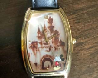 Limited Edition Disneyland Castle Everlasting Time Watch