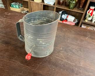 Metal Flour Sifter