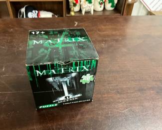 Matrix 300 Pc Puzzle Lootcrate Exclusive