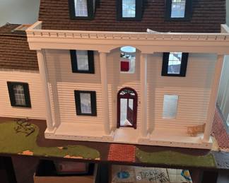 Dollhouse with all the furnishings!