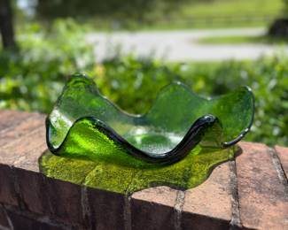 Vintage BLENKO Wayne Husted #633 Amoeba Free Form Leaf Bowl Green