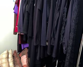 Ladies clothing plus 3 closets full—Sz medium-xl