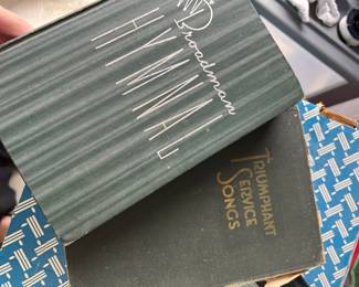 Vtg hymnals