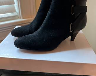 Ladies boots