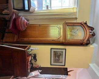 8’ corner cabinet case clock