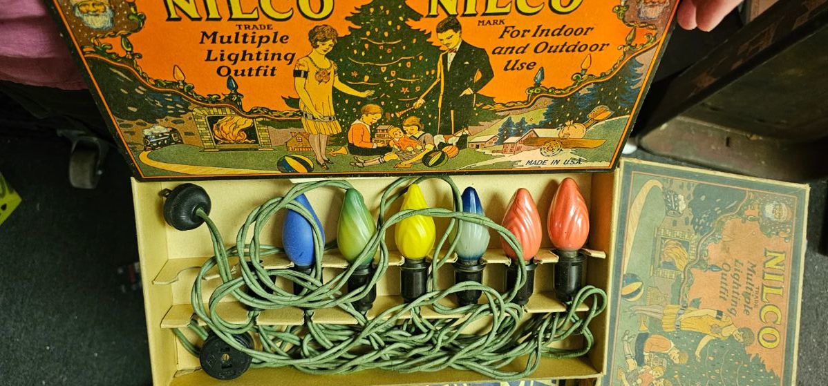 Vintage christmas lights. Working!