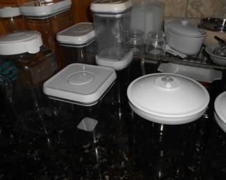 more kitchen ware....