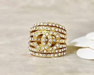 Vintage Chanel 24k gold plated Rhinestone ring