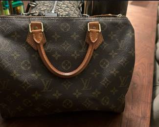 Louis Vuitton Speedy 30