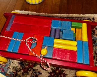 Lots of toys and blocks + Lincoln Logs