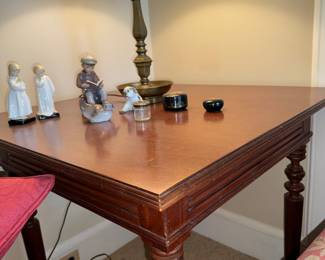 Lovely clean furniture lots of Ethan Allen