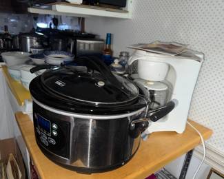 more kitchen goodies Hamilton Beach slow cooker