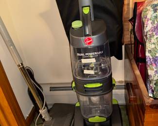 Hoover Dual Power max Pet Carpet Cleaner