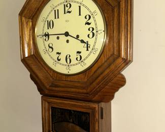 Regulator Clock