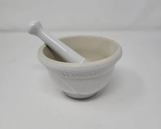 Le Creuset Pestle