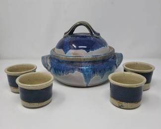 Bean Pot & Stoneware Cups