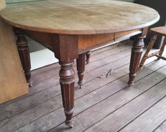 Round table
