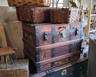 Baskets, trunks