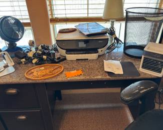 Office desk, Printer, Game controls