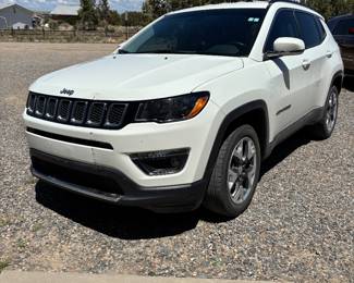 2019 Compass, Jeep > 5,800 miles< Leather interior Asking $14,000.