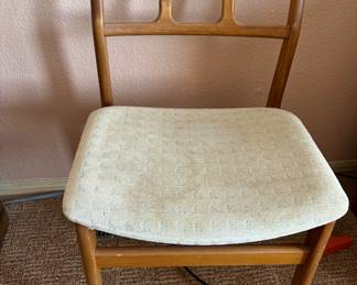 MCM Chair by D-Scan