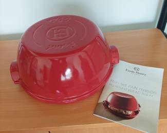 Emile Henry bread maker