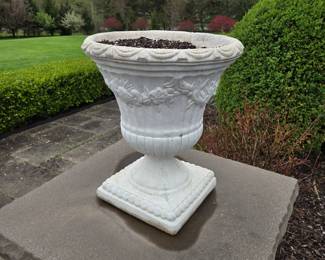 Pair of urns