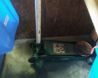 Sears 1.5-ton floor jack