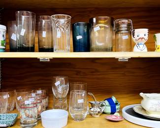 Drinking glasses and cups