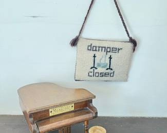 Musicale From The Gift World Of Gorham Miniature Piano & Embroidered Decor