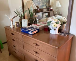Dresser with mirror