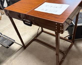 collapsible puzzle table