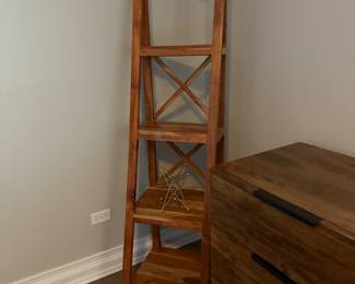 ladder shelf