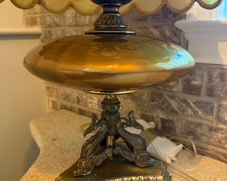 Hollywood Regency Vintage lamp
