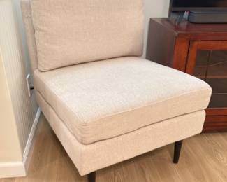 (2) Armless Chairs As new