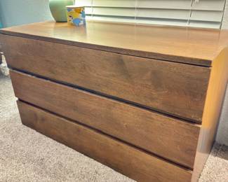 Wide Chest w/3 drawers